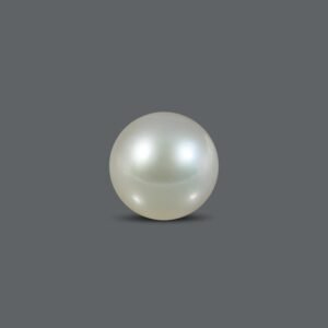 South Sea Pearl - 11.89 Carat